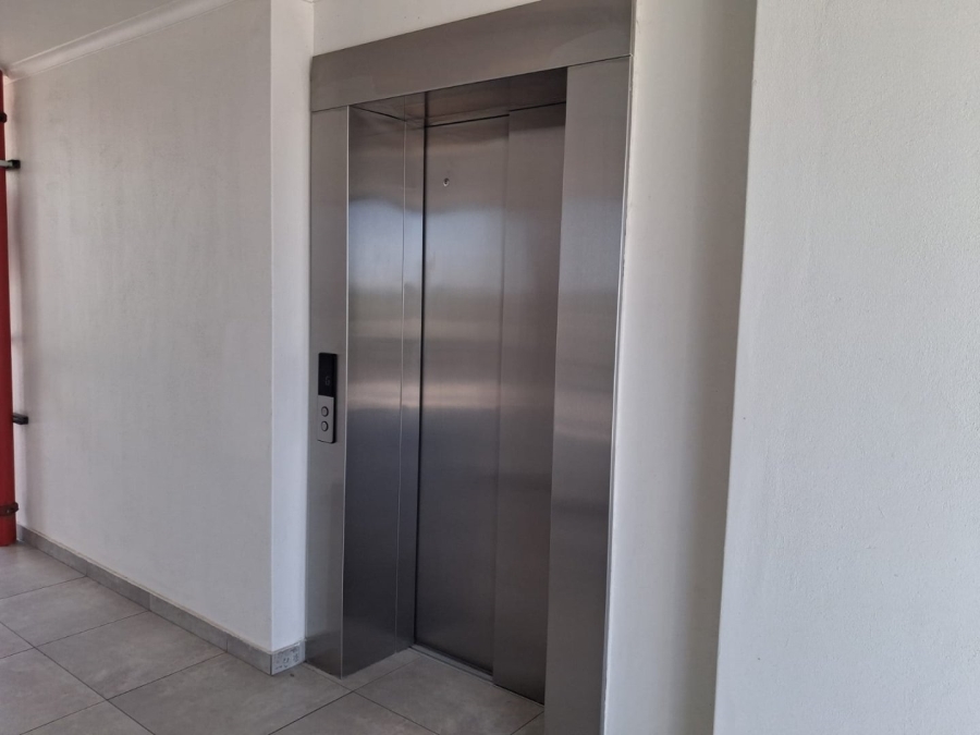 2 Bedroom Property for Sale in Flamingo Vlei Western Cape